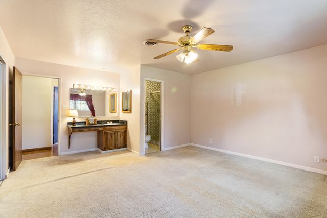 5142 Huntington Drive, Redding, CA 96002