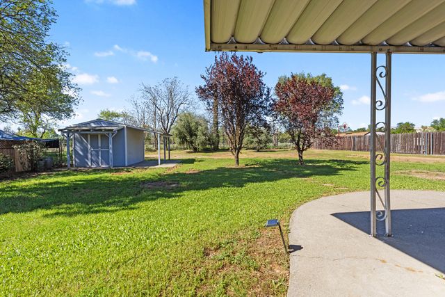 5142 Huntington Drive, Redding, CA 96002