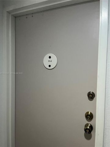 200 SE 15th Rd 11I, Miami, FL 33129