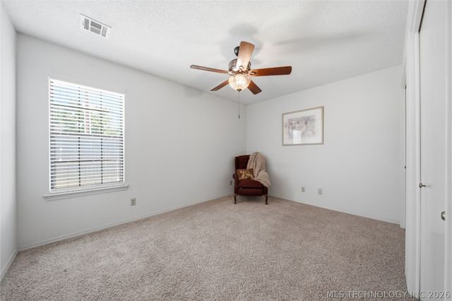 1467 W Evergreen Lane, Claremore, OK 74017