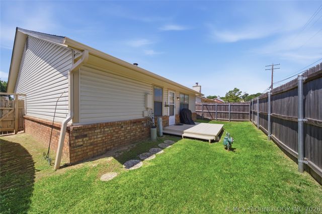 1467 W Evergreen Lane, Claremore, OK 74017