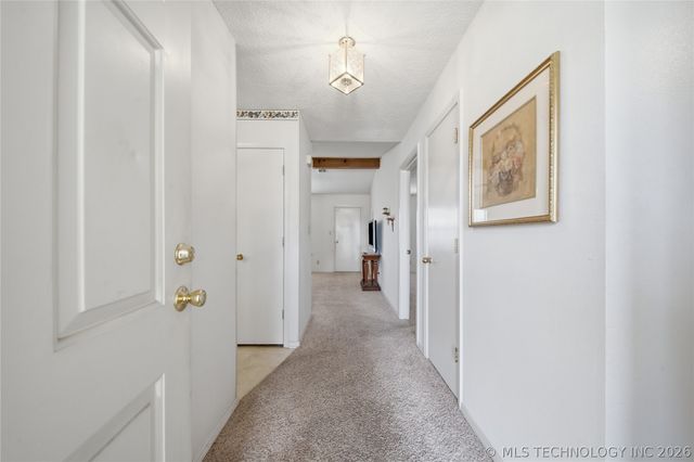 1467 W Evergreen Lane, Claremore, OK 74017