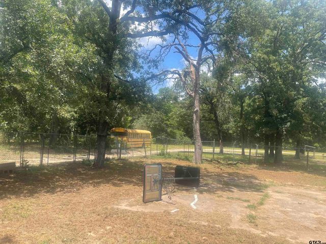976 E WATER TOWER RD, Big Sandy, TX 75755