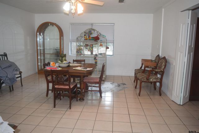 976 E WATER TOWER RD, Big Sandy, TX 75755
