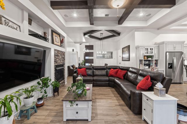 12248 CLIFTON HILL Road, Horizon City, TX 79928