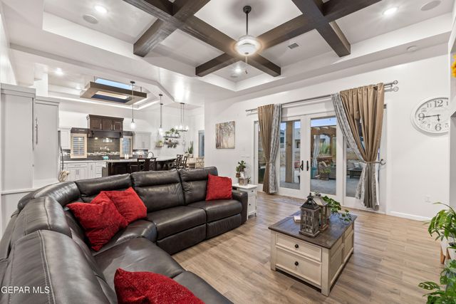 12248 CLIFTON HILL Road, Horizon City, TX 79928