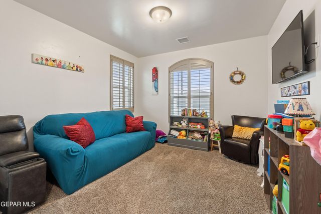 12248 CLIFTON HILL Road, Horizon City, TX 79928