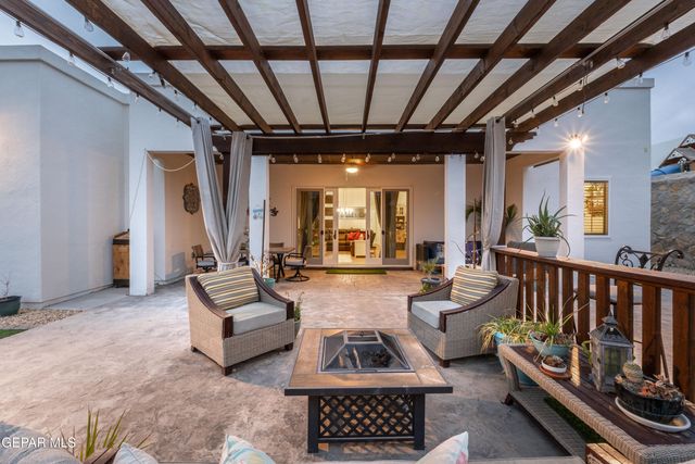 12248 CLIFTON HILL Road, Horizon City, TX 79928