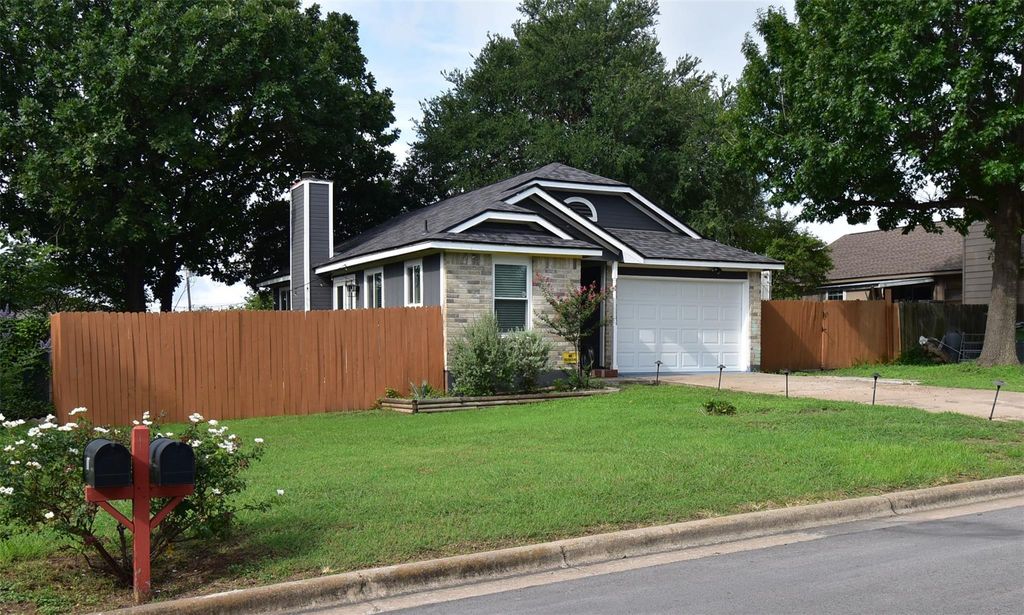 1105 Parkside CIR, Round Rock, TX 78664