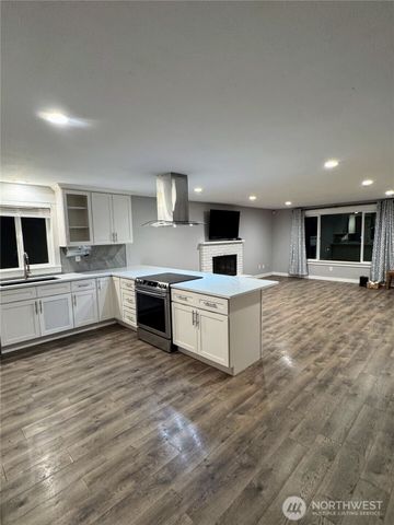 3316 N Villard Street, Tacoma, WA 98407