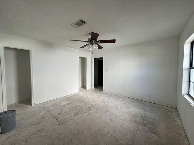 6111 Westover Street, Houston, TX 77033