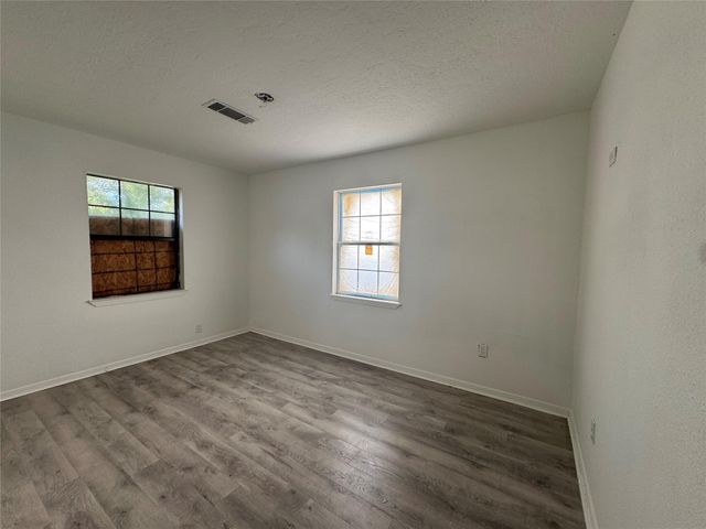 6111 Westover Street, Houston, TX 77033