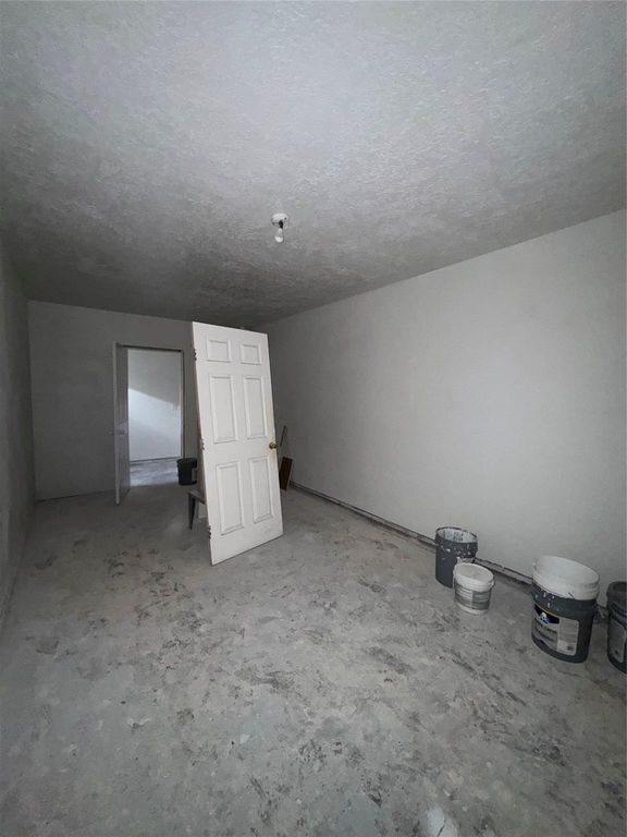 6111 Westover Street, Houston, TX 77033