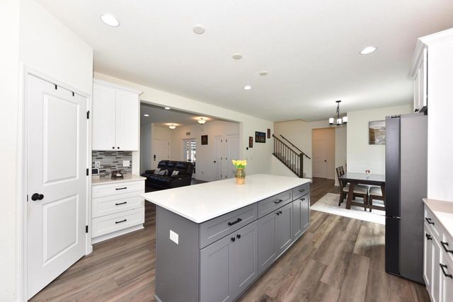 W228N7937 Timberland DRIVE, Sussex, WI 53089