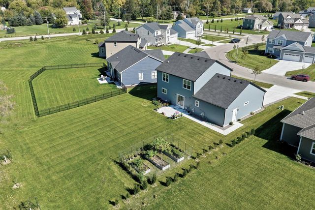 W228N7937 Timberland DRIVE, Sussex, WI 53089