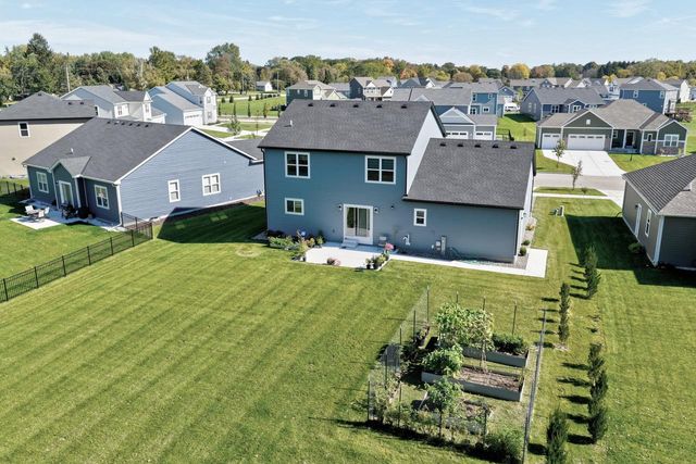 W228N7937 Timberland DRIVE, Sussex, WI 53089