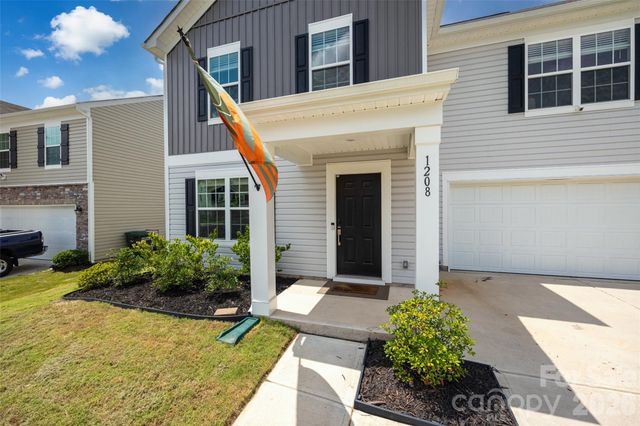 1208 Old Fort Drive, Edgemoor, SC 29712