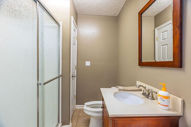 8496 Madisonville Rd, Crofton, KY 42217