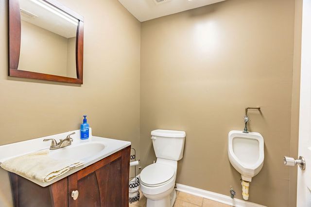 8496 Madisonville Rd, Crofton, KY 42217