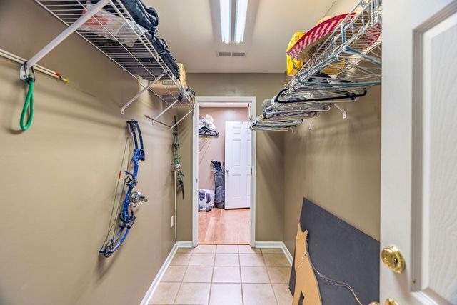 8496 Madisonville Rd, Crofton, KY 42217