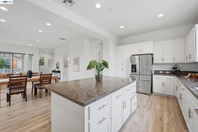 38250 Luma Ter, Newark, CA 94560