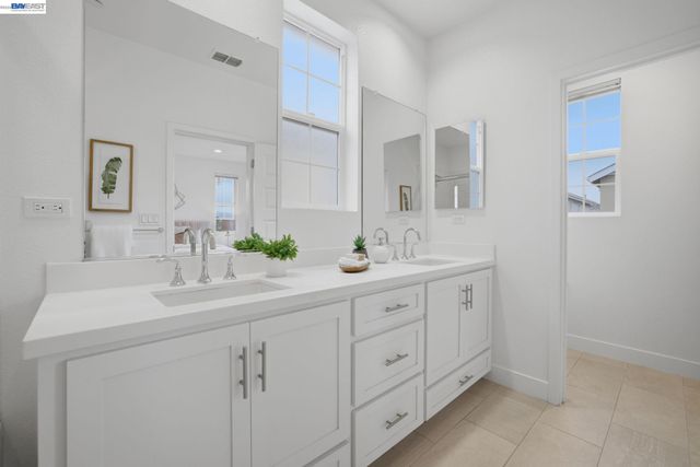38250 Luma Ter, Newark, CA 94560