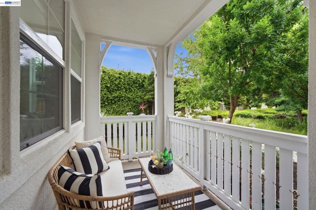 38250 Luma Ter, Newark, CA 94560