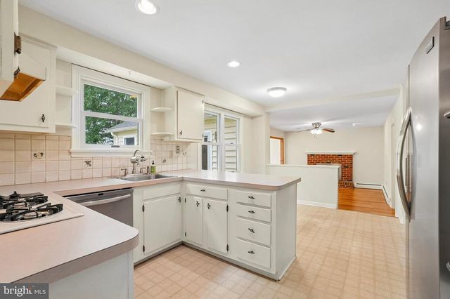 143 PUEBLO RD, Doylestown, PA 18901