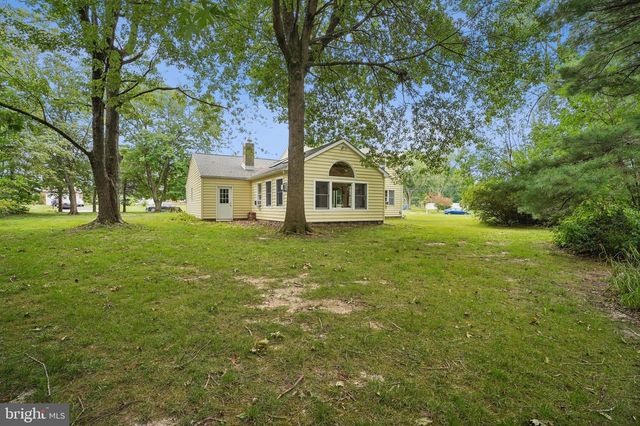 143 PUEBLO RD, Doylestown, PA 18901