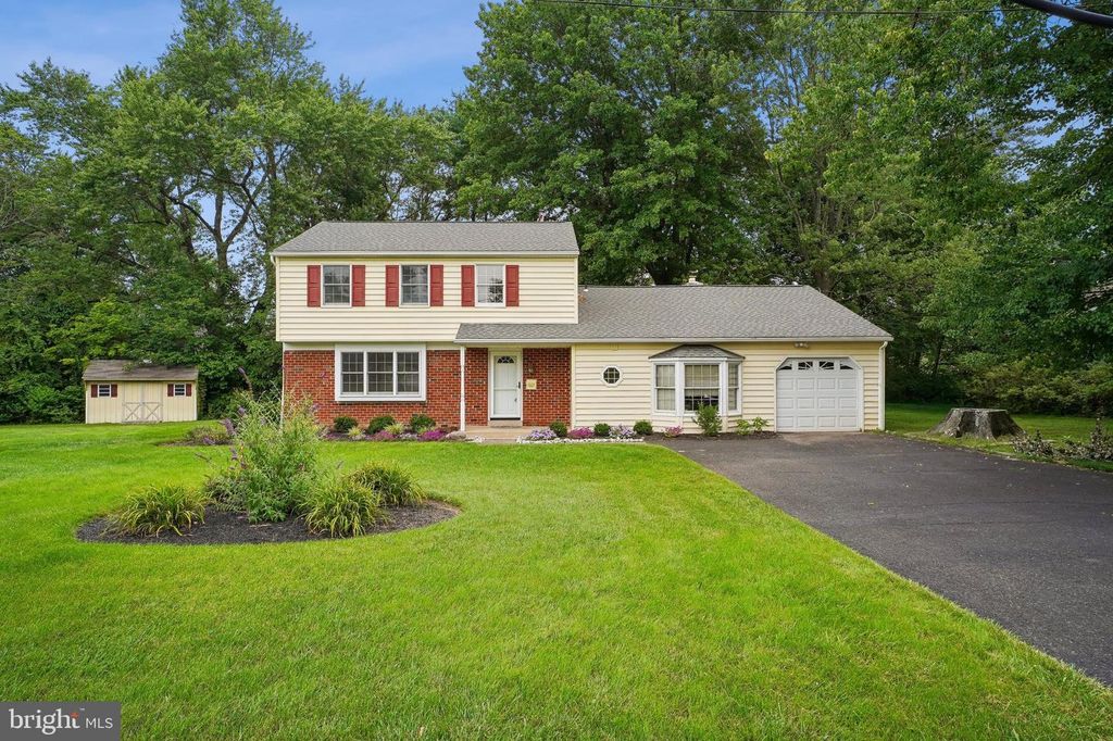 143 PUEBLO RD, Doylestown, PA 18901