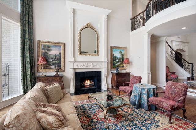 2025 Creekridge Drive, Frisco, TX 75034