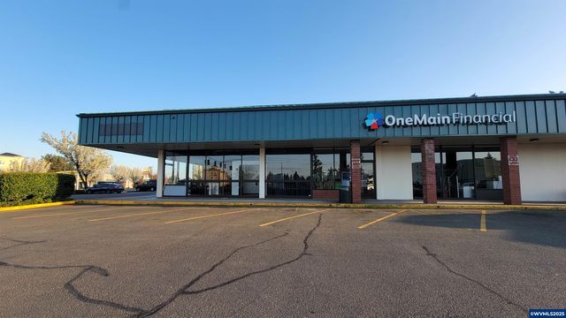 1677 Hawthorne Av NE, Salem, OR 97301