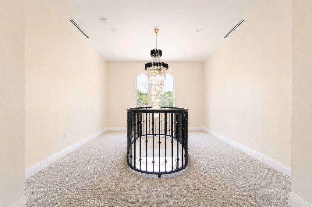 17190 Small Canyon Lane, Riverside, CA 92506 — photo 3