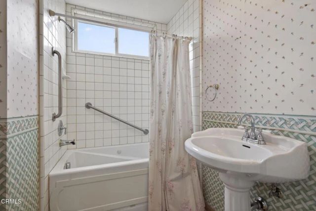 5305 Woodbury Street, Ventura, CA 93003