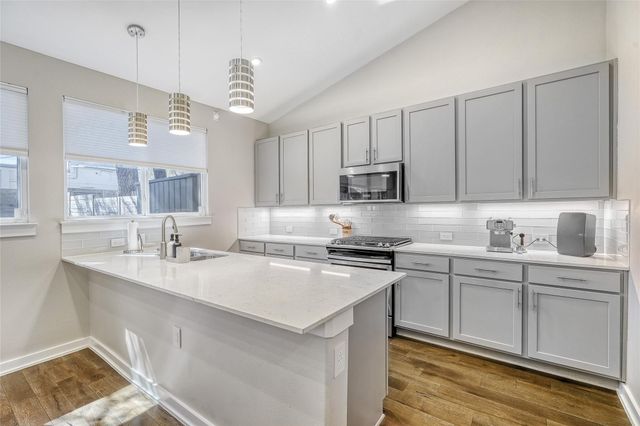 6800 Menchaca RD 5, Austin, TX 78745