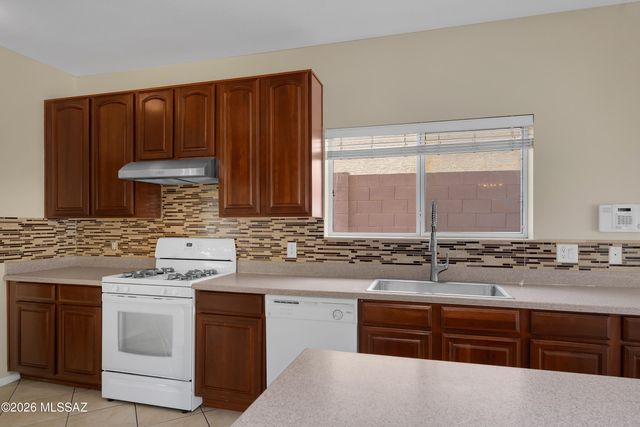 9446 N Sammy Avenue, Tucson, AZ 85742