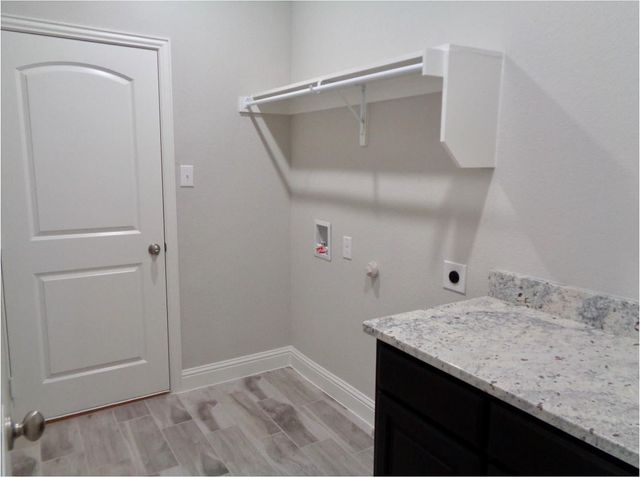 603 Beechwood Drive, Greenville, TX 75402