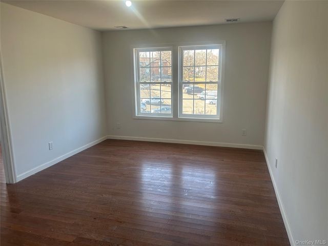 15 Waldron Avenue, Nyack, NY 10960