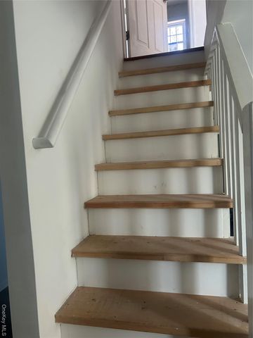 15 Waldron Avenue, Nyack, NY 10960