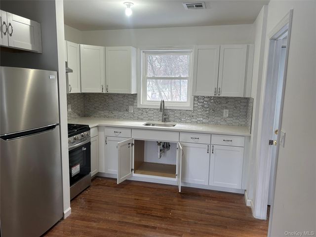 15 Waldron Avenue, Nyack, NY 10960