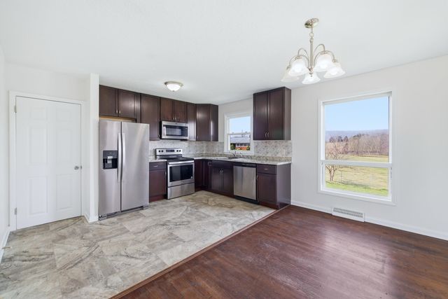 856 LEAKSVILLE RD, Luray, VA 22835