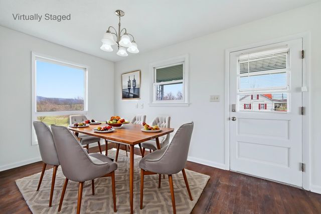 856 LEAKSVILLE RD, Luray, VA 22835