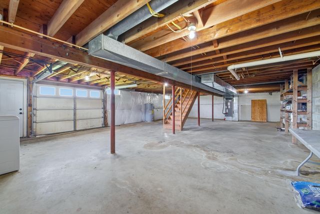 856 LEAKSVILLE RD, Luray, VA 22835