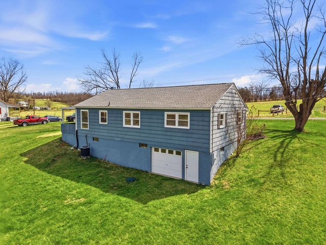 856 LEAKSVILLE RD, Luray, VA 22835