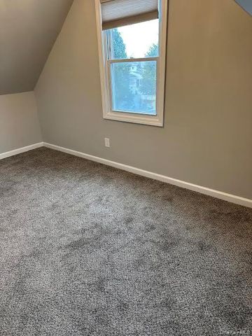 258 N Suffolk Avenue, Massapequa, NY 11758