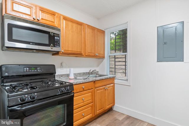 1808 BRADDISH AVE, Baltimore, MD 21216