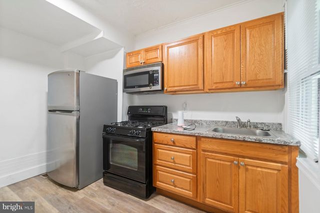 1808 BRADDISH AVE, Baltimore, MD 21216