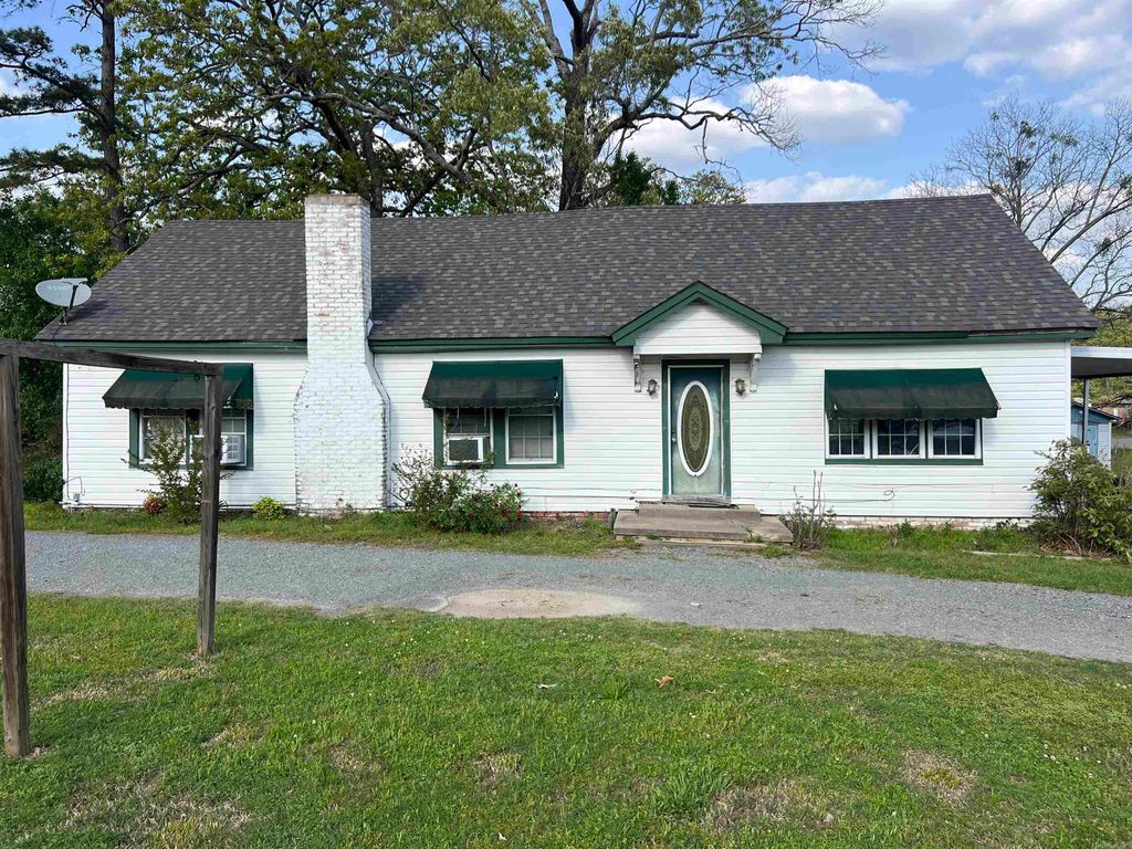 8209 Dollarway Road, White Hall, AR 71602