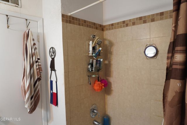 3112 Edgerock Drive, El Paso, TX 79935