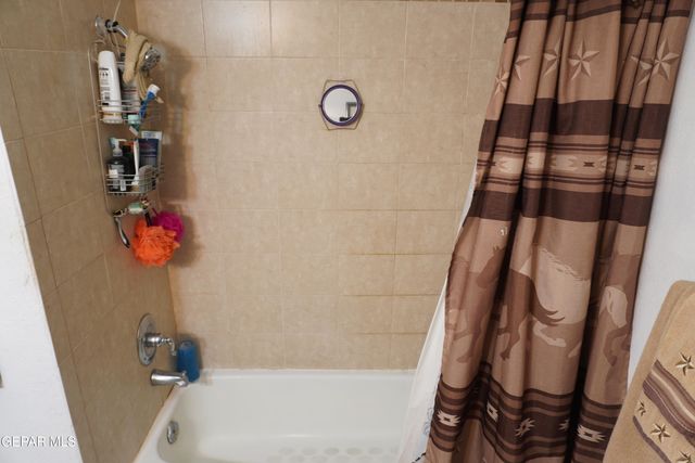 3112 Edgerock Drive, El Paso, TX 79935